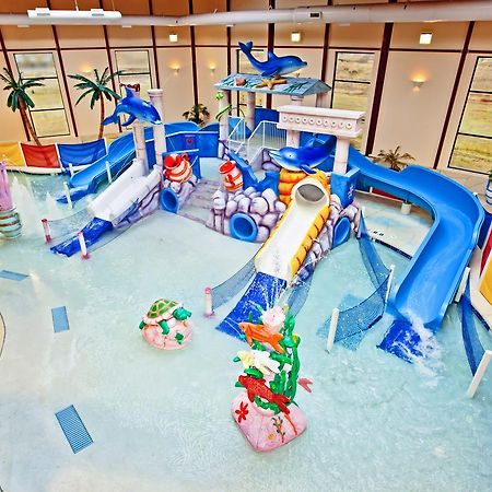 Grand Marquis Waterpark Hotel & Suites วิสคอนซินเดลส์ ภายนอก รูปภาพ
