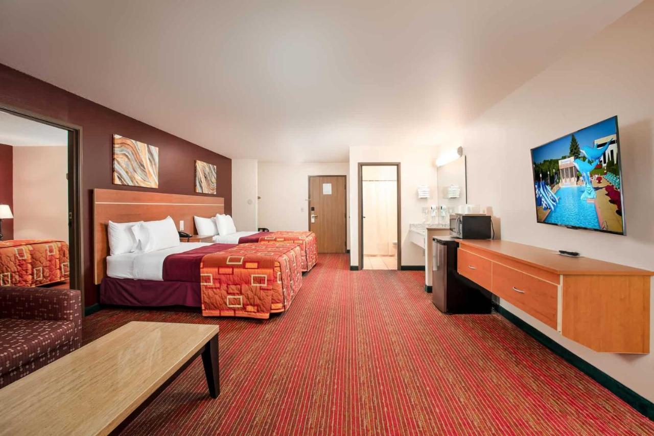Grand Marquis Waterpark Hotel & Suites วิสคอนซินเดลส์ ภายนอก รูปภาพ