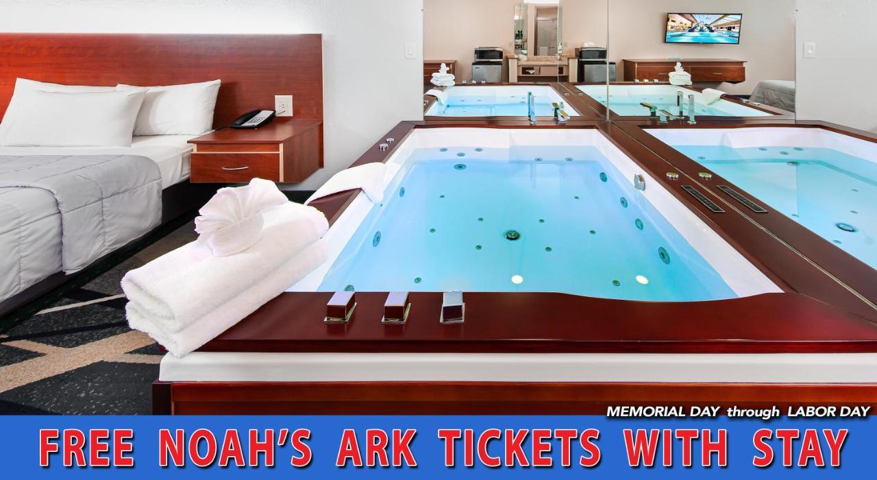 Grand Marquis Waterpark Hotel & Suites วิสคอนซินเดลส์ ภายนอก รูปภาพ
